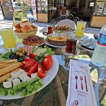Cappadocia Serenity Hotel Üchisar Bagian luar foto